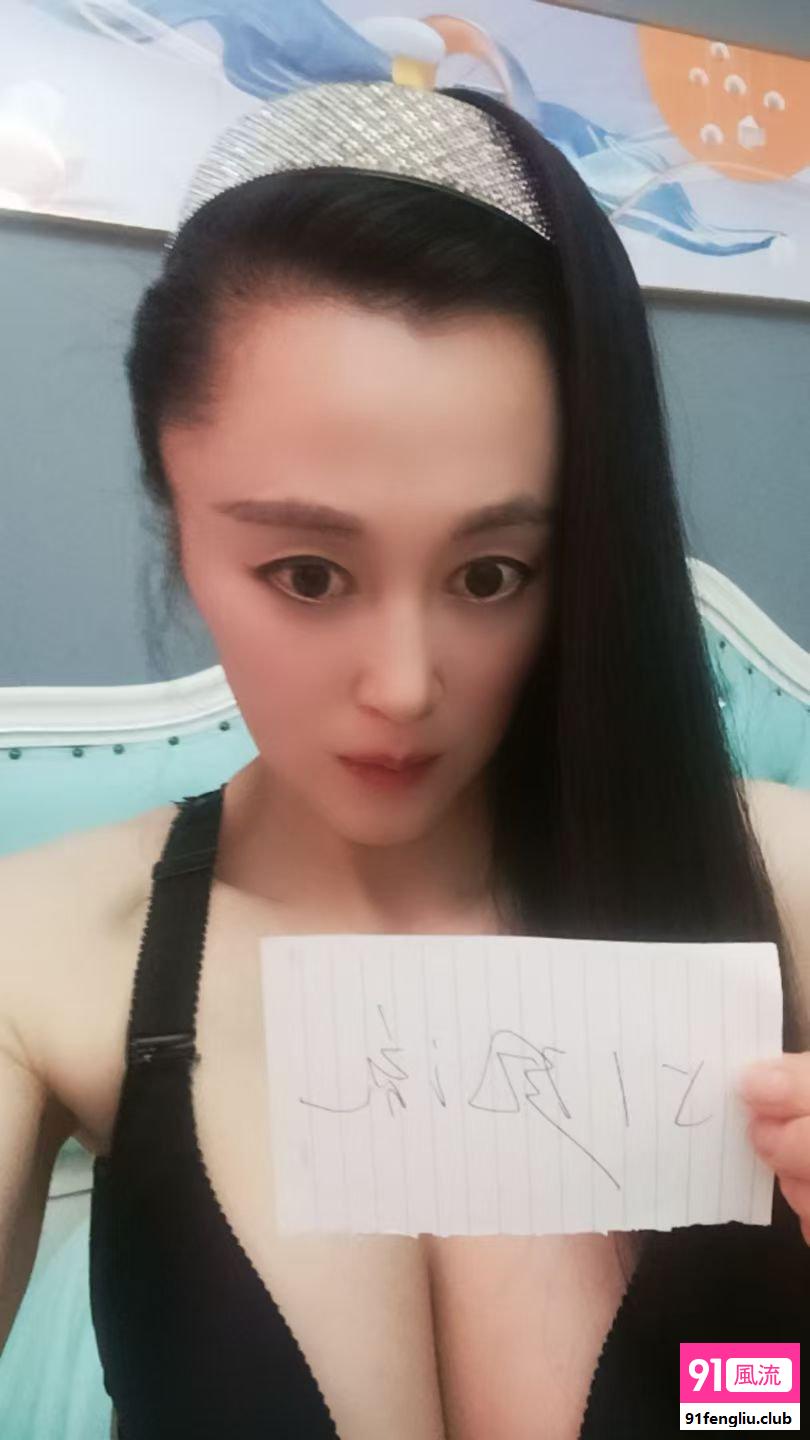 昆山大胸巨乳熟女